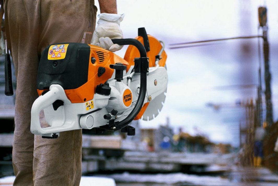 Cortador a disco a combustão TS 800 2 Cortador a disco a combustão TS 800 - Imagem 2